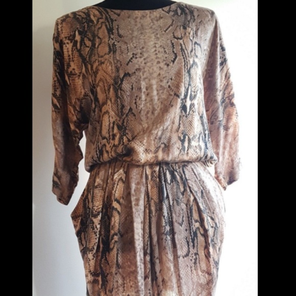 sinequanone Dresses & Skirts - Sinequanone leopard dress elastic waist sz m